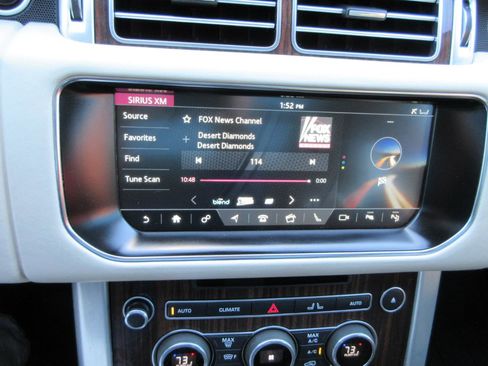 Used 2017 Land Rover Range Rover Supercharged image 69