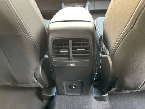 Used 2023 Ford Escape Active w/ Tech Pack #2 AWD/4WD image 32