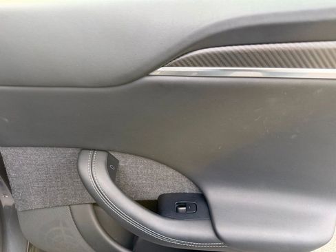 Used 2023 Tesla Model S Plaid image 34