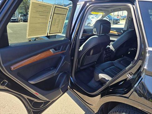 Used 2023 Audi Q5 2.0T Premium Plus w/ Premium Plus Package image 17