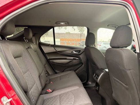 Used 2020 Chevrolet Equinox LT FWD image 16