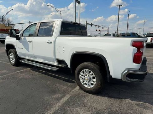 Used 2024 Chevrolet Silverado 2500 LT AWD/4WD image 6