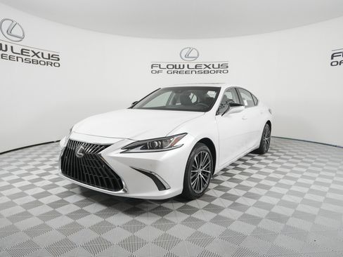New 2025 Lexus ES 300h w/ Premium Package image 1
