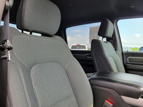 Used 2023 RAM 1500 Big Horn AWD/4WD image 32