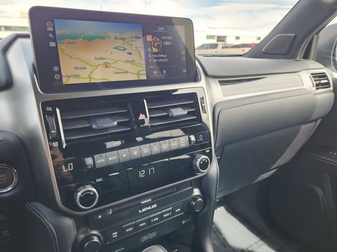 Used 2023 Lexus GX 460 Premium image 10