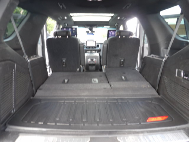 Used 2021 GMC Yukon AT4 w/ AT4 Premium Plus Package AWD/4WD image 29
