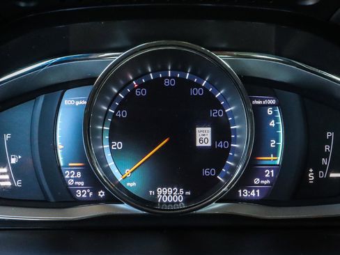 Used 2016 Volvo XC70 T5 Platinum w/ Protection Package image 7