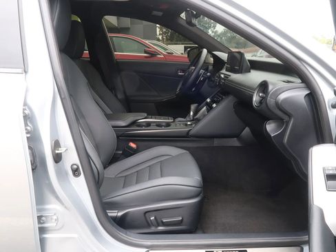 Used 2023 Lexus IS 500 image 24