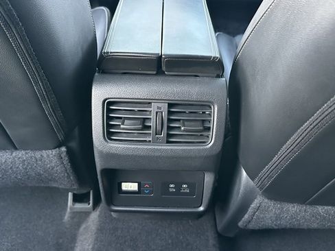 Used 2022 Nissan Rogue SL w/ SL Premium Package image 29