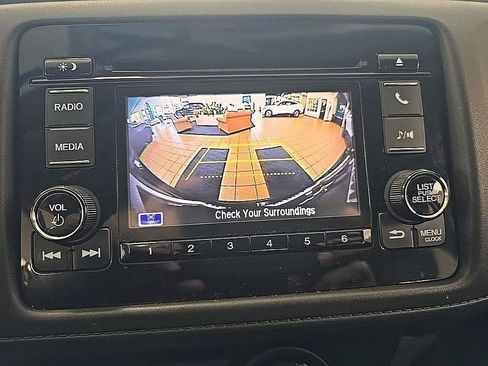 Used 2021 Honda HR-V LX image 21