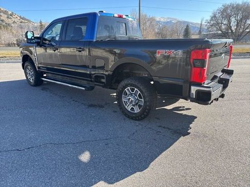 Used 2023 Ford F350 Lariat w/ FX4 Off-Road Package AWD/4WD image 4