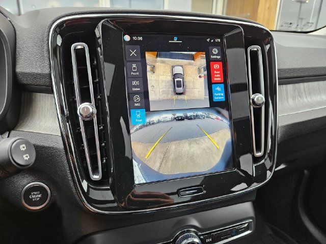 Used 2024 Volvo XC40 B5 Ultimate w/ Protection Package Premier AWD/4WD image 30