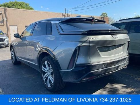 Used 2024 Cadillac Lyriq Tech AWD/4WD image 2