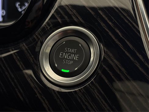 New 2025 Cadillac XT6 Premium Luxury image 27