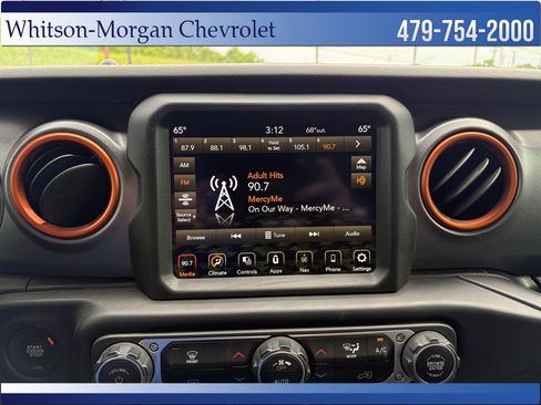 Used 2021 Jeep Gladiator Mojave AWD/4WD image 32