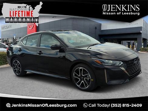 New 2025 Nissan Sentra SR w/ SR Premium Package image 1