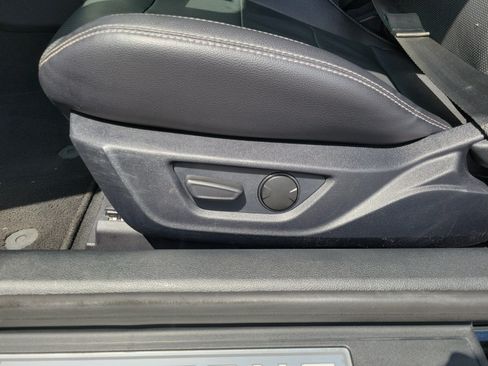 Used 2020 Ford Mustang Premium RWD image 20