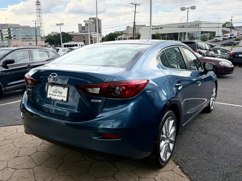 Used 2017 MAZDA MAZDA3 Touring FWD image 7