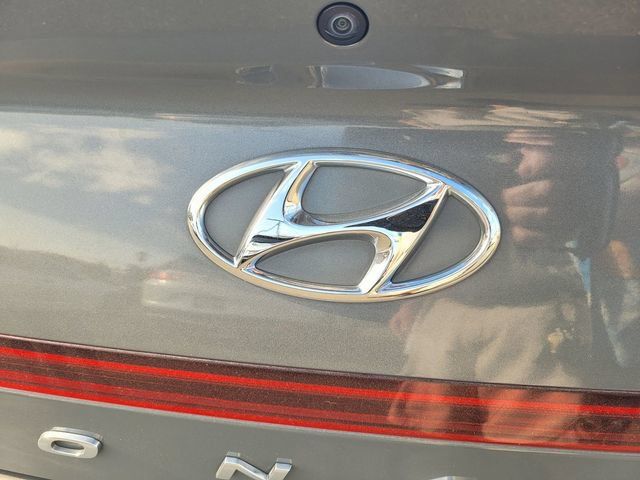Used 2022 Hyundai Sonata SEL w/ Convenience Package FWD image 10