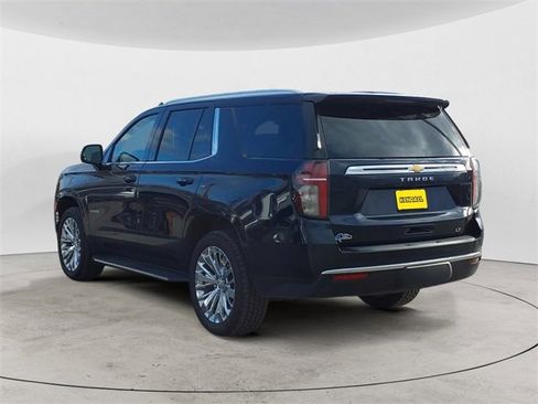 Used 2021 Chevrolet Tahoe LT w/ LT Signature Package image 3