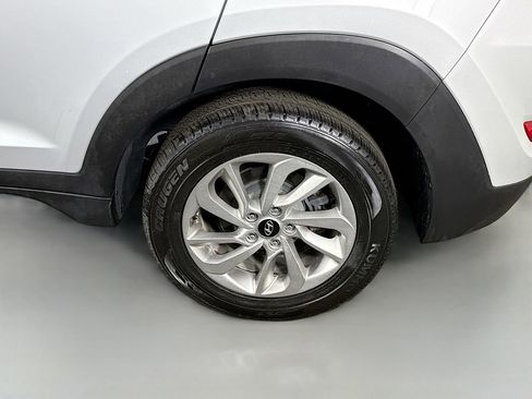Used 2017 Hyundai Tucson SE FWD image 32