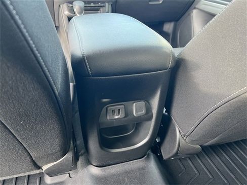 Certified 2022 Chevrolet Colorado LT w/ LT Convenience Package image 19