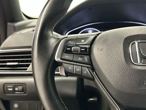 Used 2022 Honda Accord Sport image 17