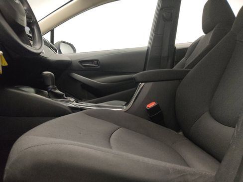 Used 2022 Toyota Corolla LE FWD image 17