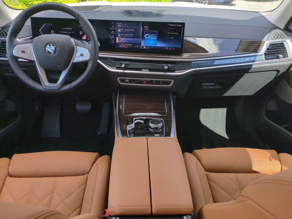 New 2026 BMW X7 xDrive40i w/ Premium Package AWD/4WD image 15