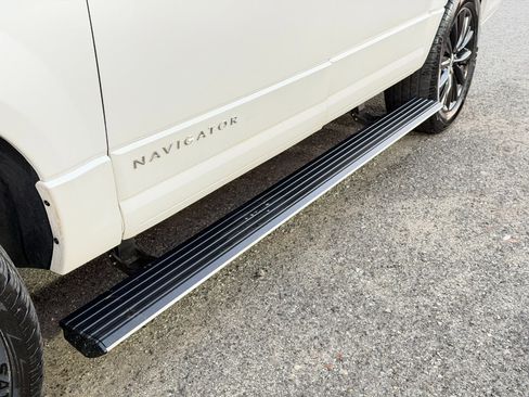 Used 2015 Lincoln Navigator L 4WD image 84