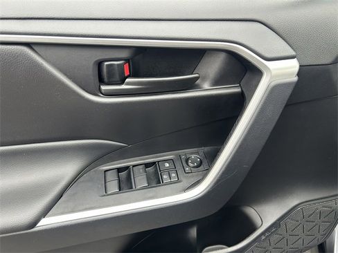 Used 2024 Toyota RAV4 LE image 11