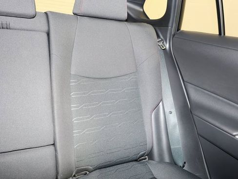 Used 2021 Toyota RAV4 SE image 14