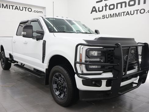 Used 2024 Ford F350 Lariat w/ Sport Appearance Package AWD/4WD image 2