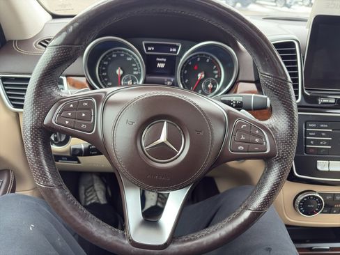 Used 2019 Mercedes-Benz GLS 450 4MATIC image 20