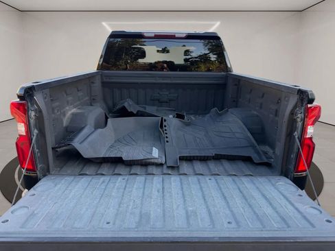 Used 2019 Chevrolet Silverado 1500 Custom w/ Custom Value Package RWD image 25