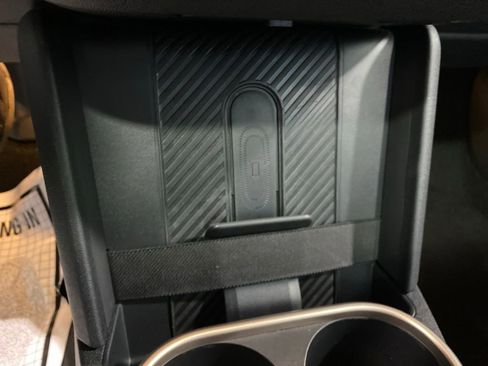 Used 2025 MINI Cooper 2-Door Hardtop FWD image 23