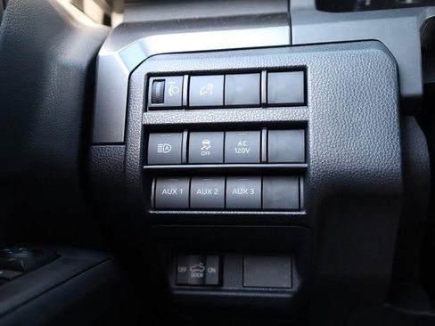 New 2025 Toyota Tacoma TRD Off-Road image 17