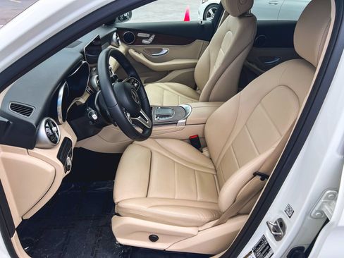 Used 2022 Mercedes-Benz GLC 300 4MATIC image 12
