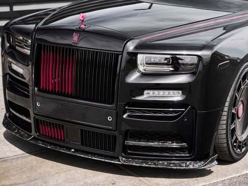 Used 2023 Rolls-Royce Phantom Sedan RWD image 7