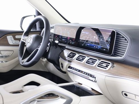Used 2026 Mercedes-Benz GLE 450 4MATIC image 56