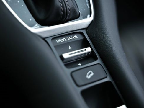 New 2026 Honda HR-V EX-L image 46