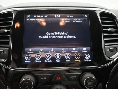 Used 2020 Jeep Grand Cherokee Altitude AWD/4WD image 19