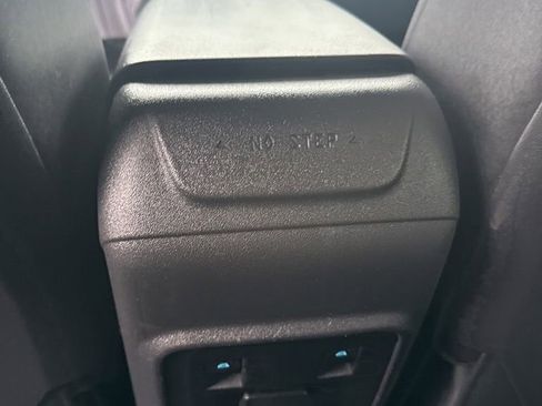 Certified 2024 Ford Bronco Black Diamond image 52