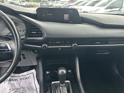 Used 2024 MAZDA MAZDA3 s FWD image 16