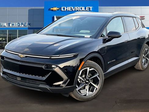 New 2026 Chevrolet Equinox EV LT FWD image 2