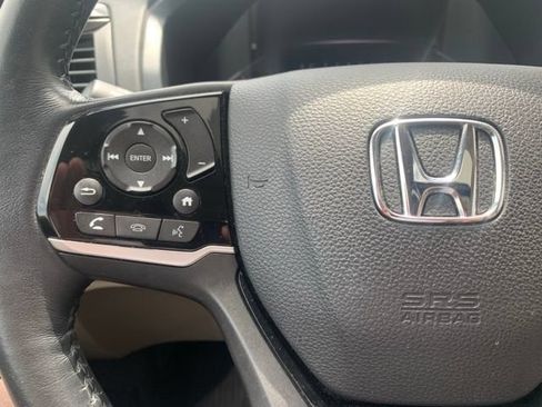 Used 2023 Honda Odyssey Elite image 12