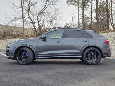 New 2026 Audi RS Q8 performance image 25