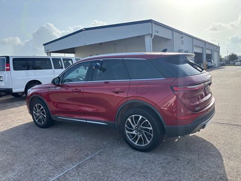 Used 2022 Lincoln Corsair FWD w/ Equipment Group 101A image 6