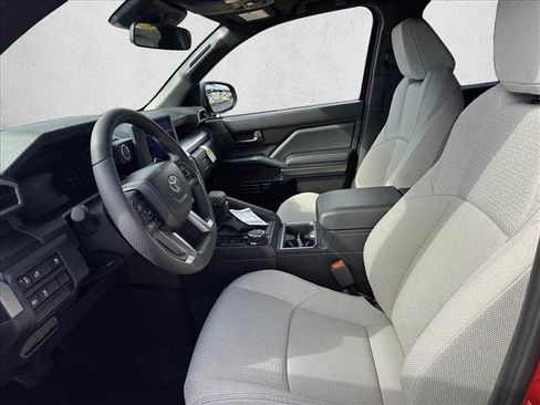 Used 2025 Toyota 4Runner SR5 AWD/4WD image 11