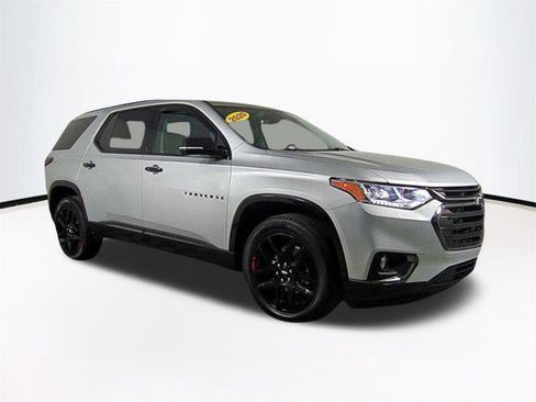 Used 2020 Chevrolet Traverse Premier w/ Redline Edition image 2